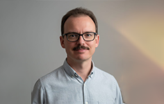Dr. Javier Alcedo